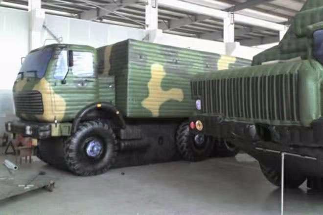 开州大型军事车